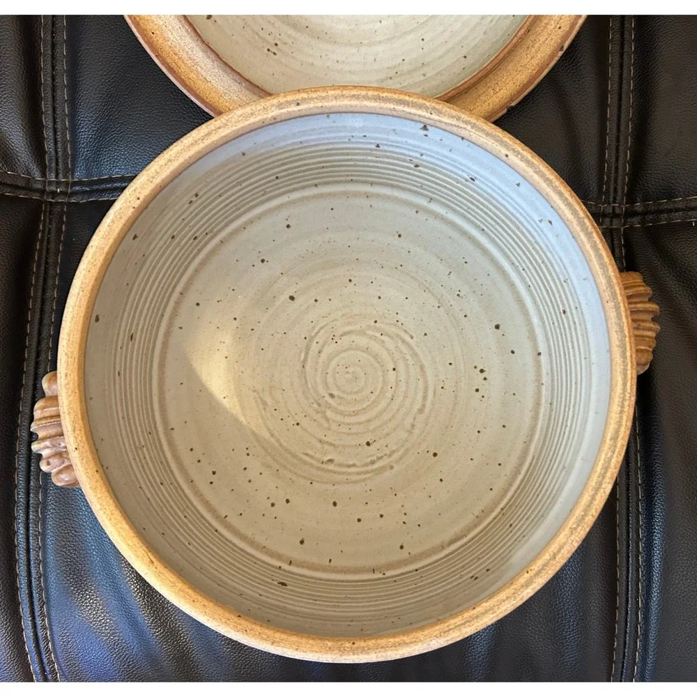 VTG. Handmade Earthenware Lidded/Handle Dish. Glazed, Cream/Brown.